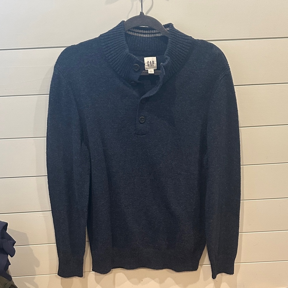 GAP Men's Dark Blue Turtleneck Sweater